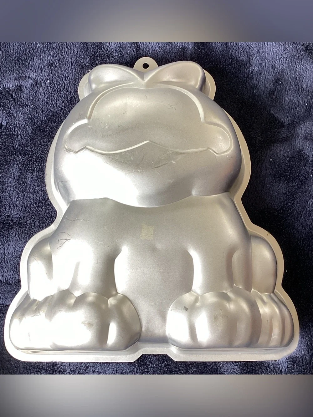 Vintage Wilton Garfield the Cat Cake Pan with Plastic Face 1978